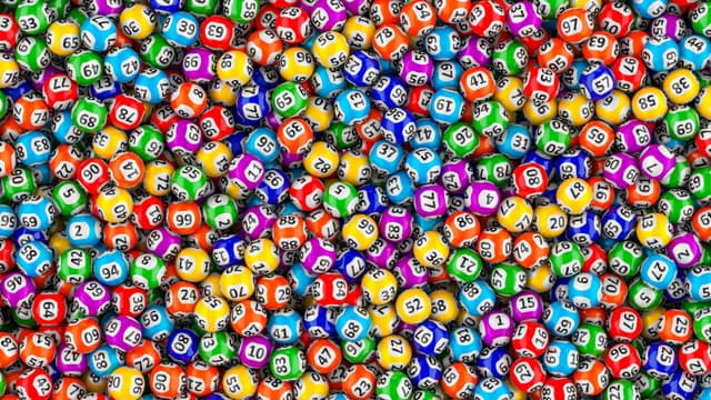 الطرق الذكية لإنفاق أرباح اليانصيب الخاصة بك image